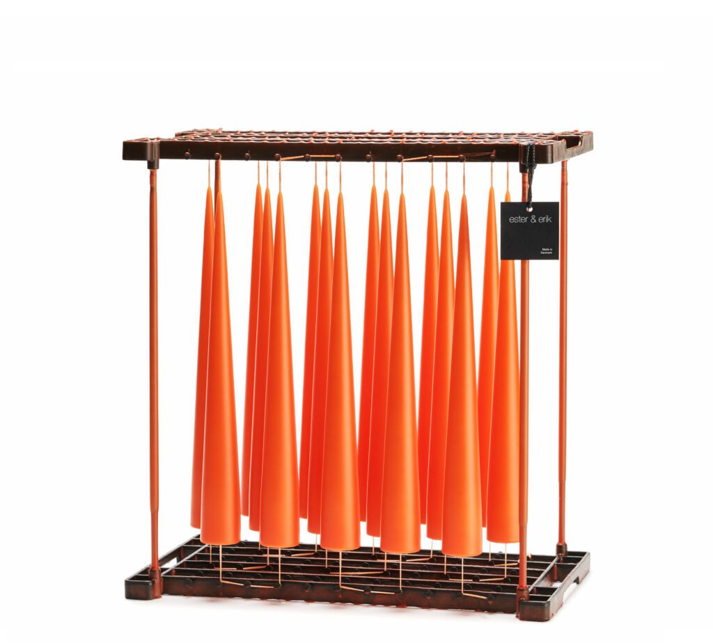 Bougie cône 37 cm Vivid Orange - Ester & Erik
