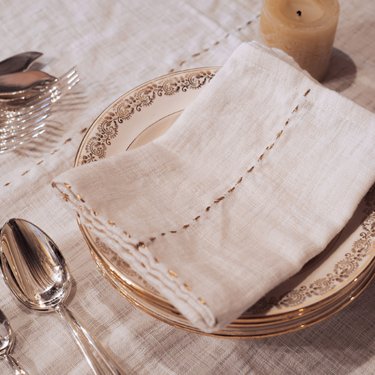 Lot de 2 serviettes en coton flammé beige avec couture bronze Bed & Philosophy 45x45cm