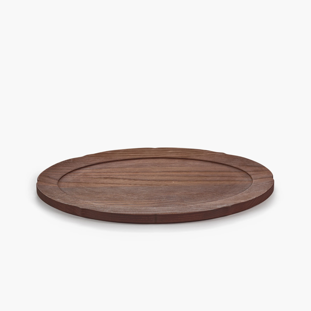 Mise en scène plateau Silhouette sur table de décoration design contemporain