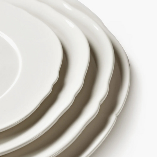 Assiette Silhouette Serax finition artisanale porcelaine premium Sergio Herman