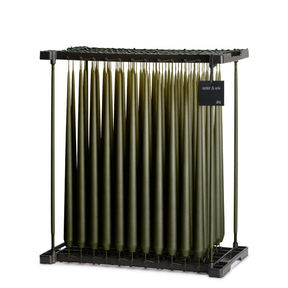 Chandelle 50 cm Deep Forest mat Ester & Erik, bougie cylindrique scandinaviave de couleur vert forêt avec finition mate