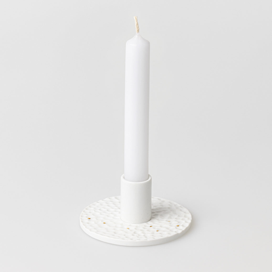 Bougeoir porcelaine mate Petite Ourse Räder avec motifs ajourés projetant constellation d'étoiles