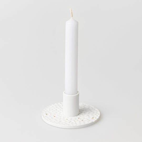 Bougeoir porcelaine mate Petite Ourse Räder avec motifs ajourés projetant constellation d'étoiles