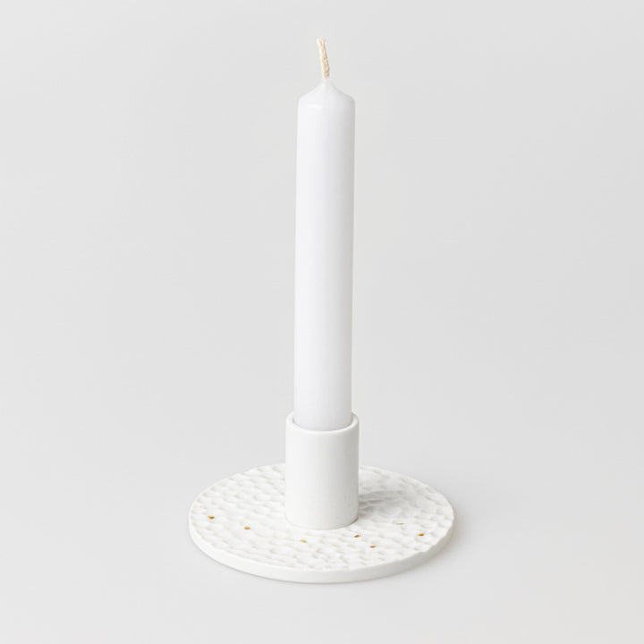 Bougeoir porcelaine mate Petite Ourse Räder avec motifs ajourés projetant constellation d'étoiles