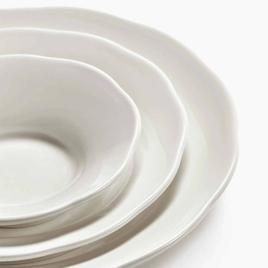 Assiette de présentation gastronomique Serax porcelaine émaillée art de table