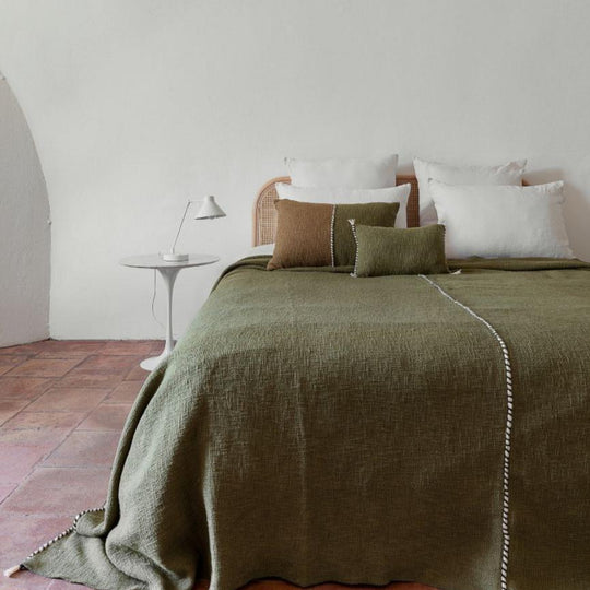 Détail texture coton flammé coussin kaki El Nino design moderne