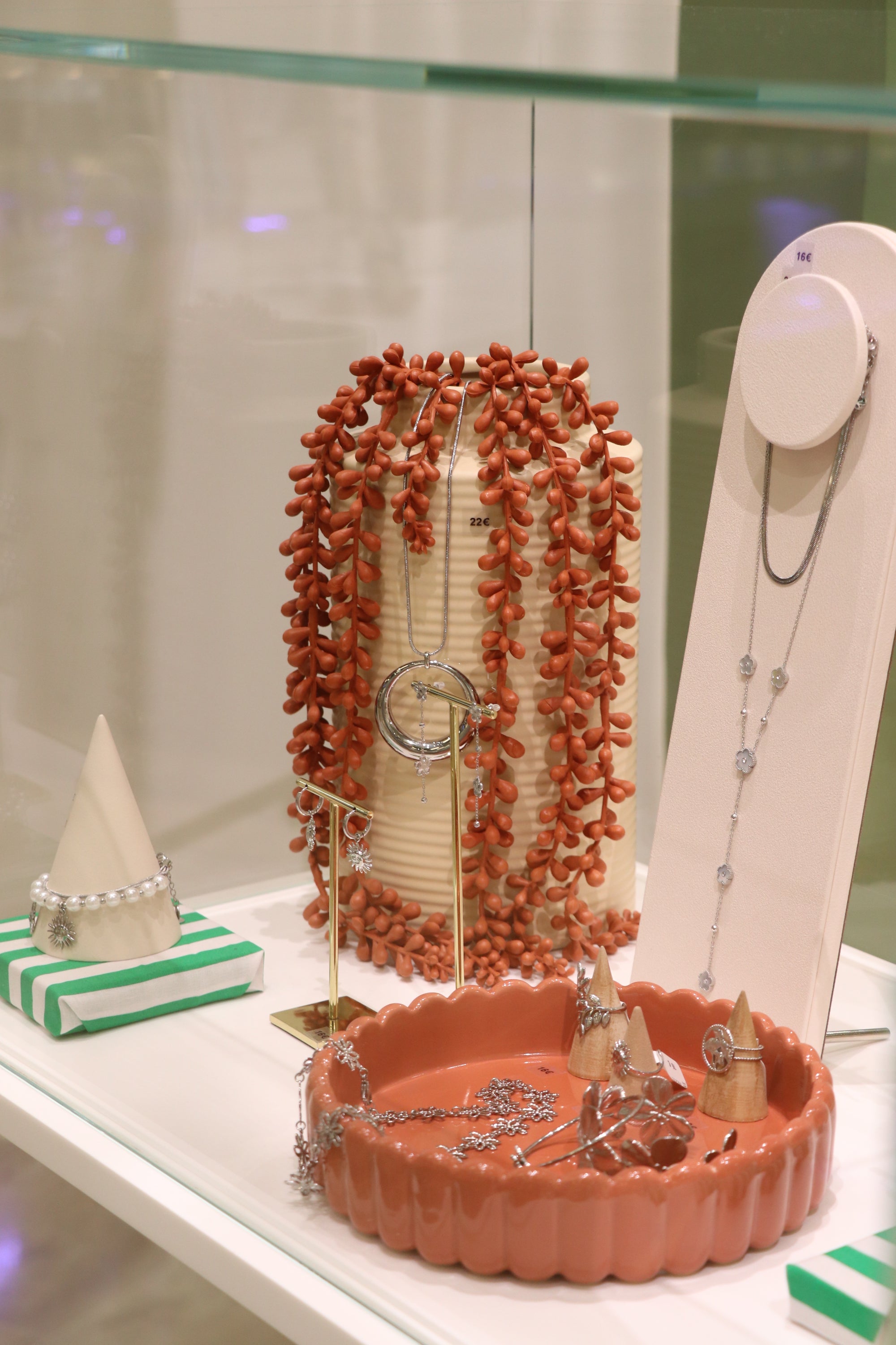 Boutique June Store - Saint Grégoire