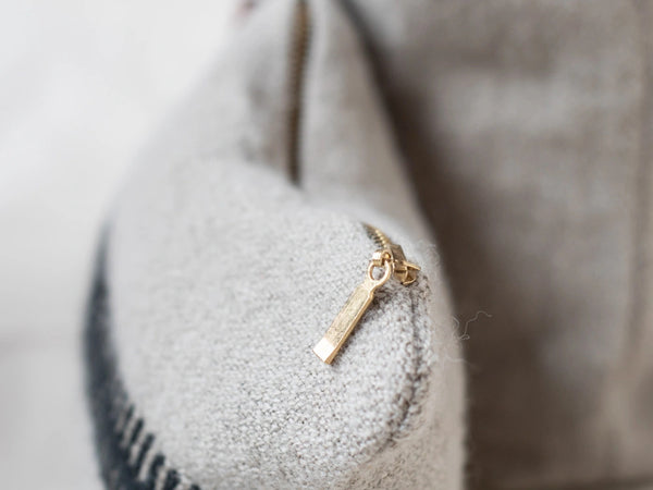 Pochette Inori Laine et Lin 30x30 cm - Bed and Philosophy - Maison Archibald