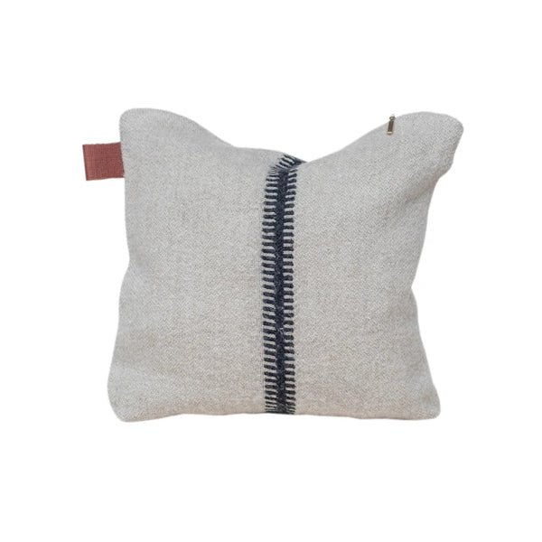 Pochette Inori Laine et Lin 30x30 cm - Bed and Philosophy - Maison Archibald