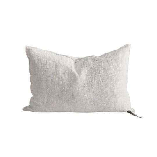 Coussin carré 30x50 cm en tissu crépon blanc texture douce Maison de Vacances