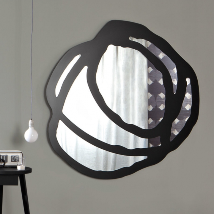 Miroir Sweet Gervasoni 100x100cm forme organique design par Paola Navone
