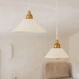 Suspension Pitchoun Enamoura installée, éclairage ambiance décoration intérieure