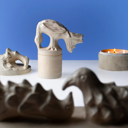 Bougie décorative Encensoir Serax fabriquée à Grasse, céramique blanche artisanale