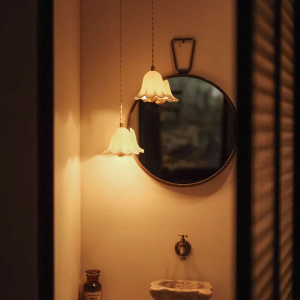 ⁠Suspension Lili porcelaine biscuit - Enamoura