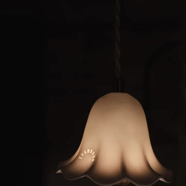 ⁠Suspension Lili porcelaine biscuit - Enamoura