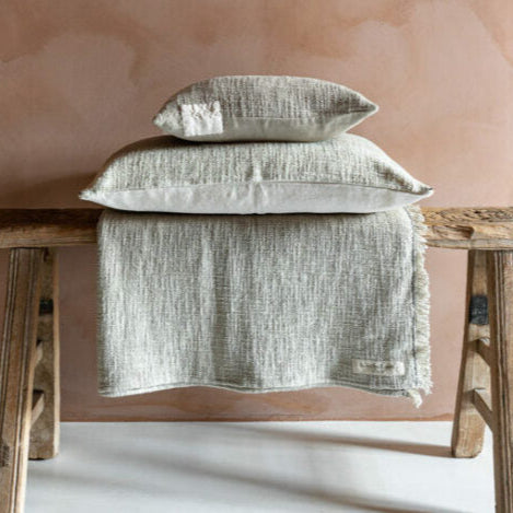 Couverture coton motif tie dye gris taupe Bed and Philosophy Tandem