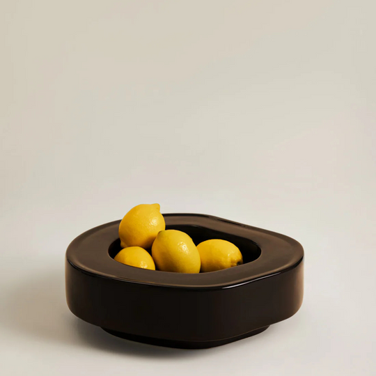 Coupe Ondulation Charolles 1844 couleur écaille, design sculptural et minimaliste pour décoration intérieure haut de gamme