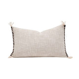 Coussin El Nino 25x40cm en coton flammé coloris naturel Bed and Philosophy, texture douce pour canapé