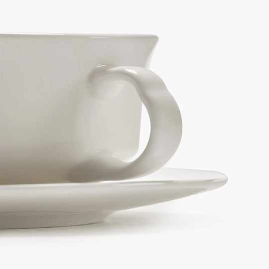 Détail tasse café espresso design organique nuages Sergio Herman pour Serax