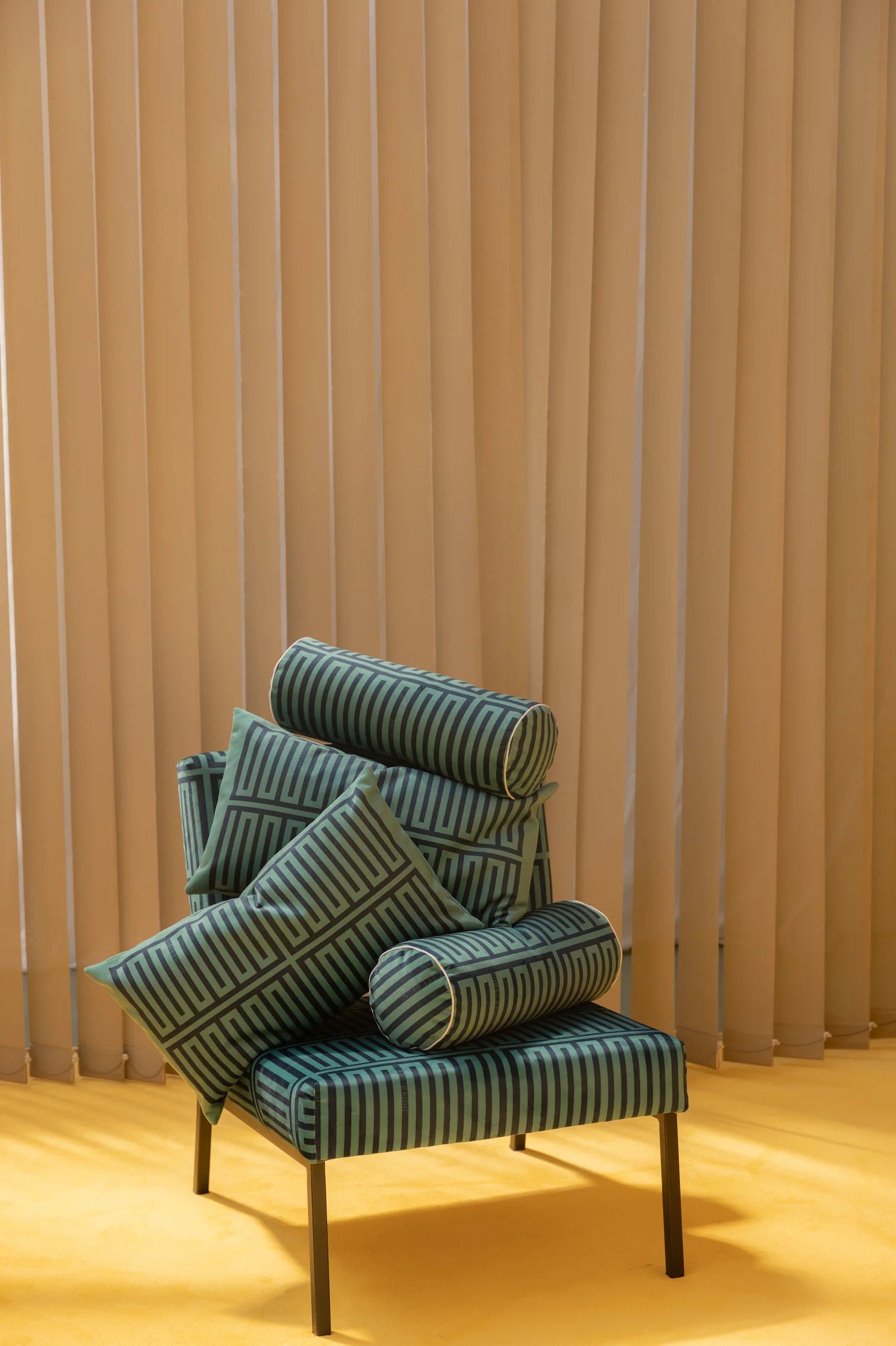 Revêtement textile haute qualité fauteuil Elios coloris
