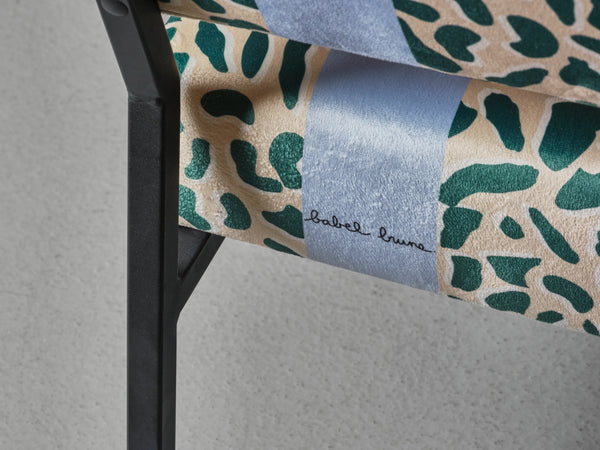 Fauteuil Féline Babel Brune – Création design français alliant confort et élégance