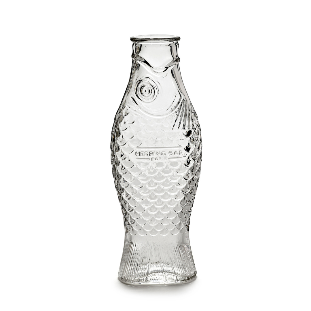 Carafe Fish&Fish transparente en verre soufflé par Serax, design Paola Navone