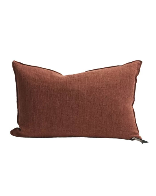 Coussin 30x50 en crépon couleur argile de la marque Maison de Vacances pour décoration intérieure premium