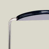 Détail mécanisme inclinaison lampe DCW éditions design contemporain