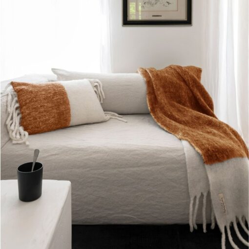Plaid Vicky en Laine Bicolore Biscuit et blanc - Bed and Philosophy