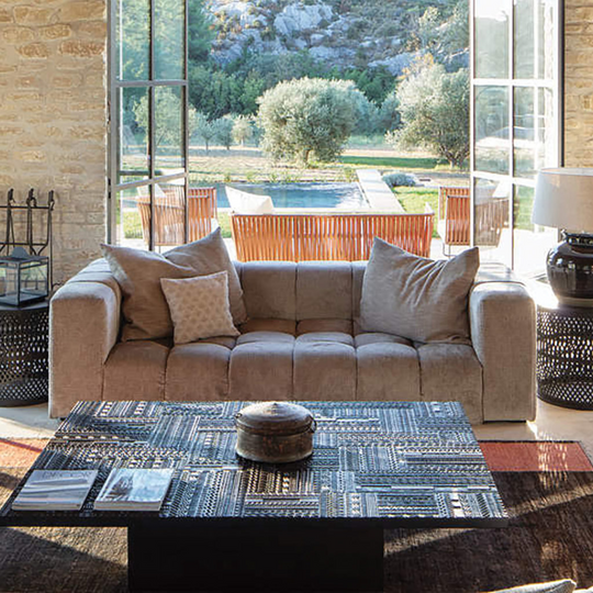 Détail du canapé haut de gamme Lobai design contemporain tissu premium Ralph M
