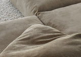 Sofa Vetsak Set 01 en cord velours Kaki, texture douce et élégante, Maison Archibald Rennes.