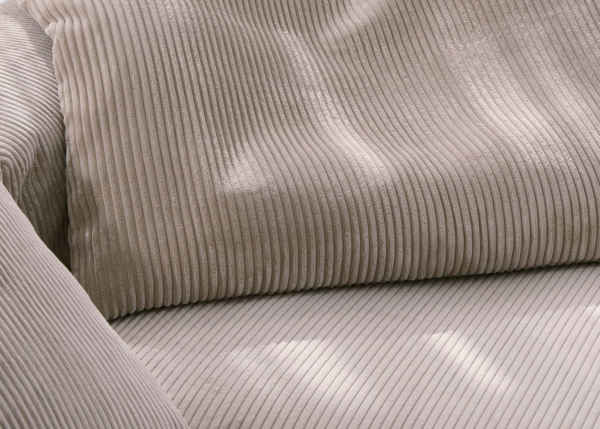 Canapé Vetsak Set 01 en cord velours Platinium, design modulable et confort premium, Maison Archibald France.