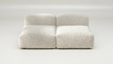 Canapé Vetsak Set 01 en tissu Doodle Crème, design lumineux et cocooning, disponible chez Maison Archibald Rennes.