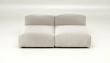 Canapé modulable Vetsak Set 01 en Suave Pearl, teinte claire et intemporelle, showroom Maison Archibald Rennes.
