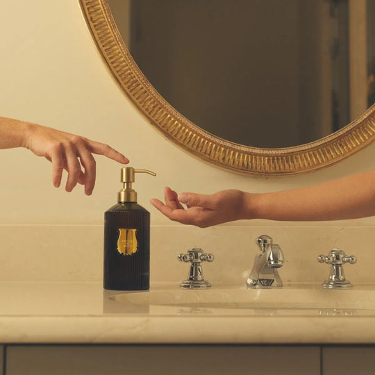 Flacon rechargeable savon Vixi Trudon décoration salle de bains toilettes raffinées